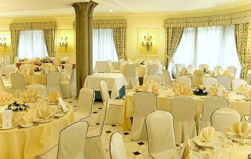One Shot Palacio Reina Victoria 04 Valencia Restaurante foto